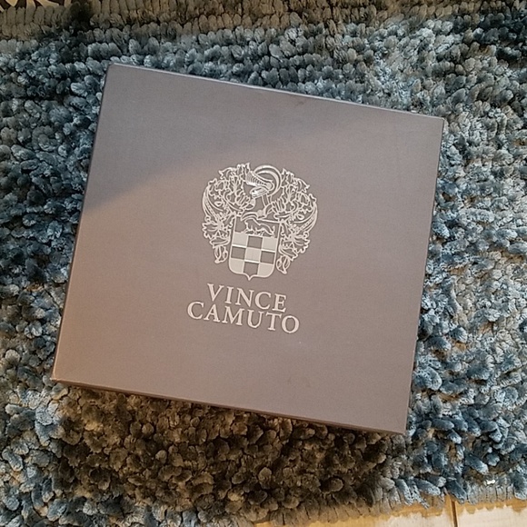 SOLD! In BOX! Vince Camuto Stappy Heels - Picture 3 of 9